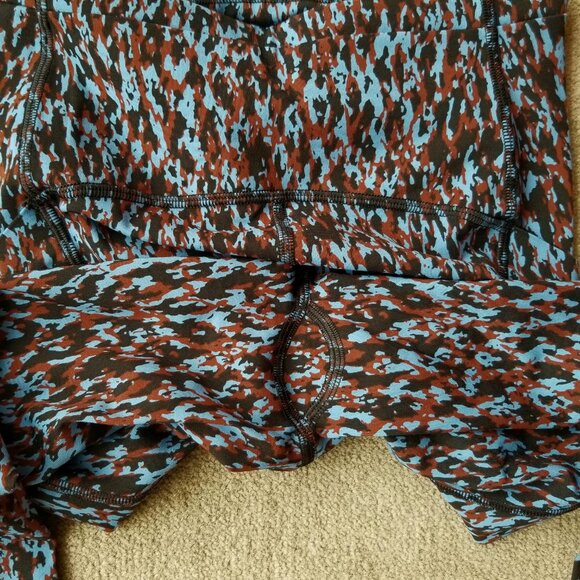 Lululemon Swift Speed High-Rise Tight Leopard Camo Blue Nile size 2 hemmed - Picture 5 of 8
